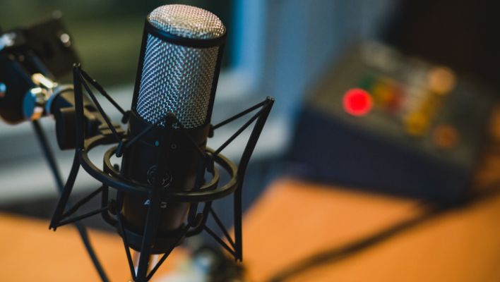 Bästa Podcast Mikrofon [year] - Stort Test av Podcastmikrofoner